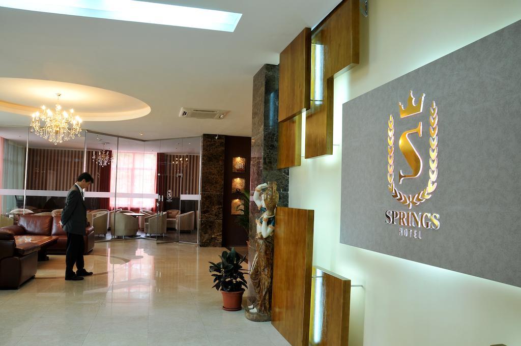 Springs Hotel Ułan Bator Zewnętrze zdjęcie